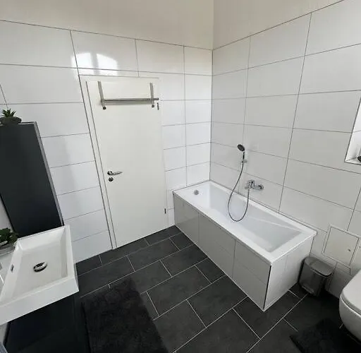 Mit Parkplatz Und Wifi